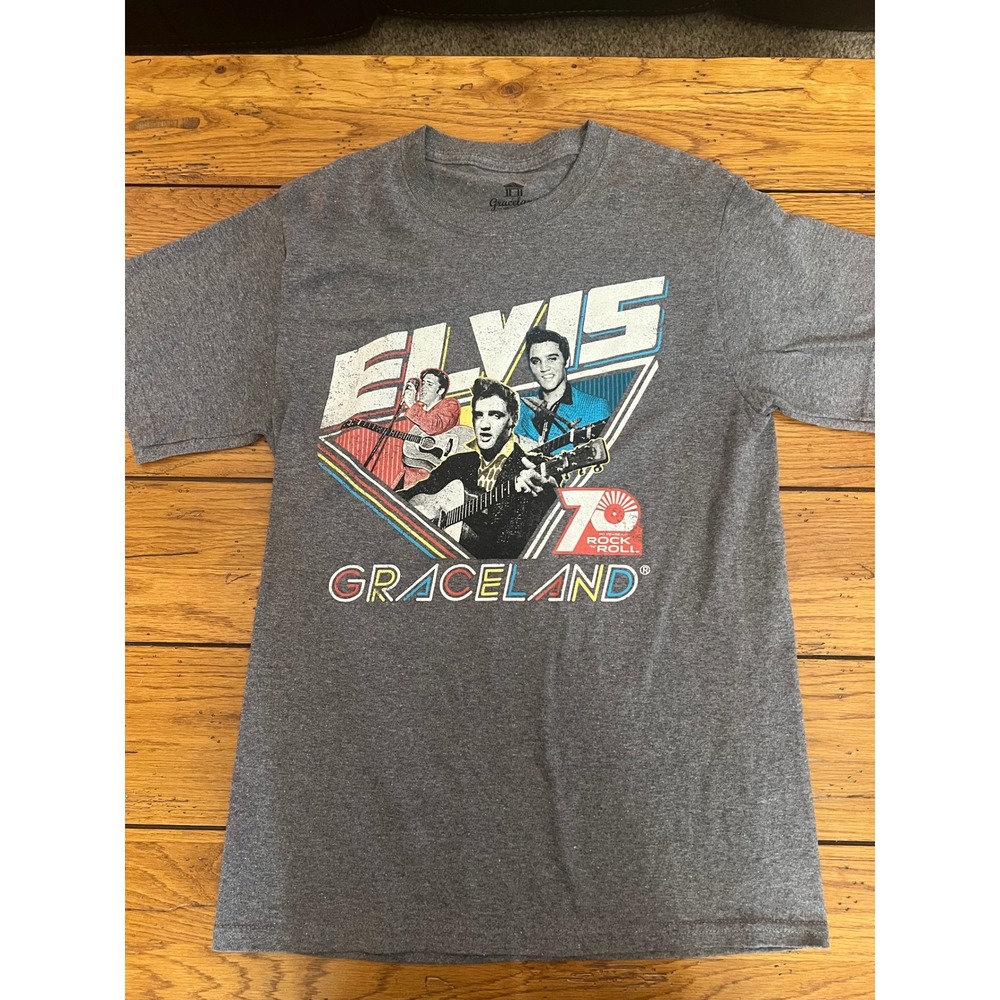 Graceland Elvis Presley 70 Years of Rock n Roll‎ Graphic T-Shirt Gray Small